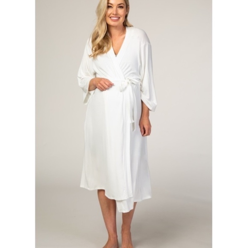 PinkBlush Ivory Maternity Robe hospital NEW
